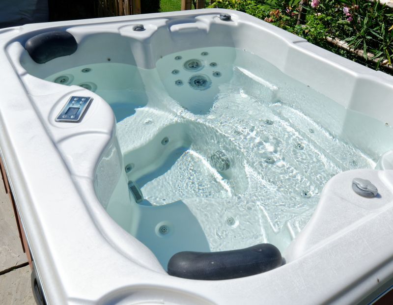 Luxury Jetted Tub